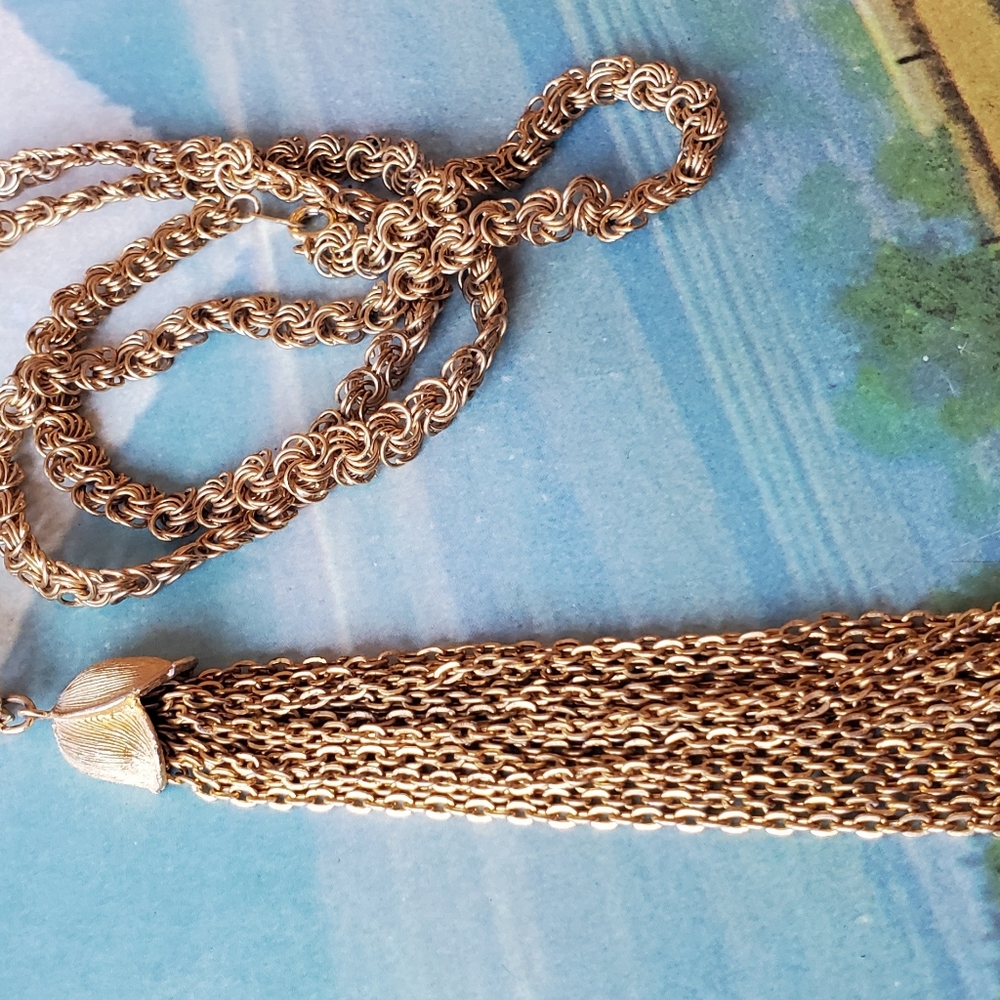 Long Art Nouveau inspired Tassel Necklace - Picture 5 of 6